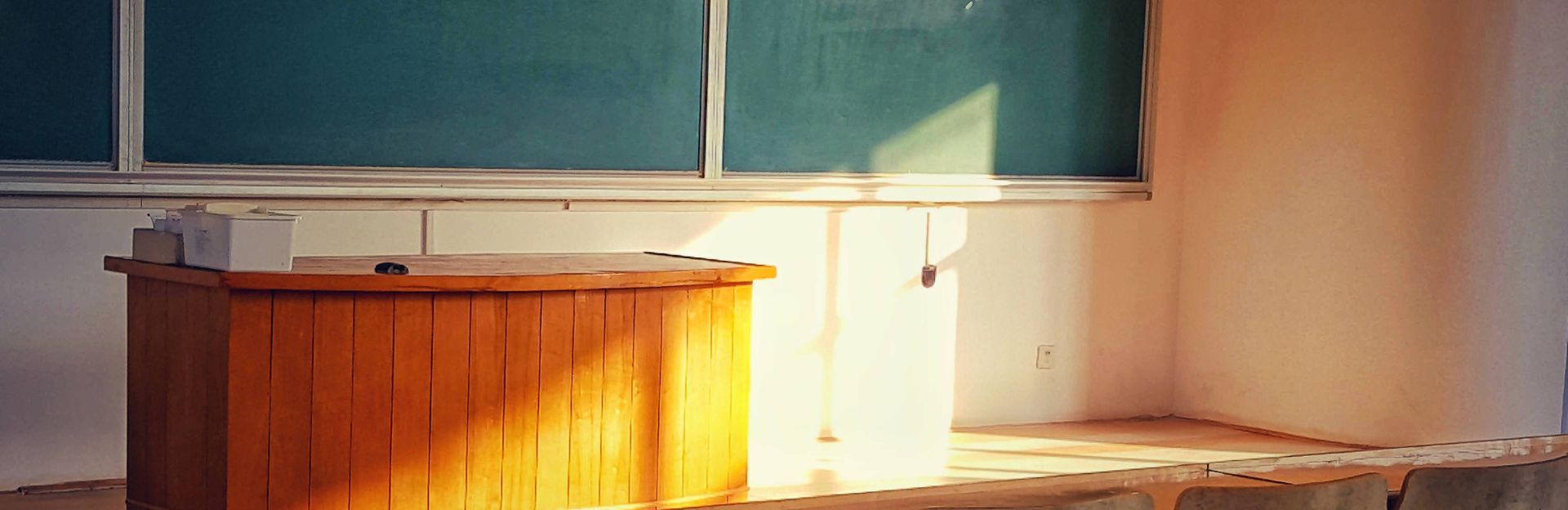 3 Different Schools of Aromatherapy